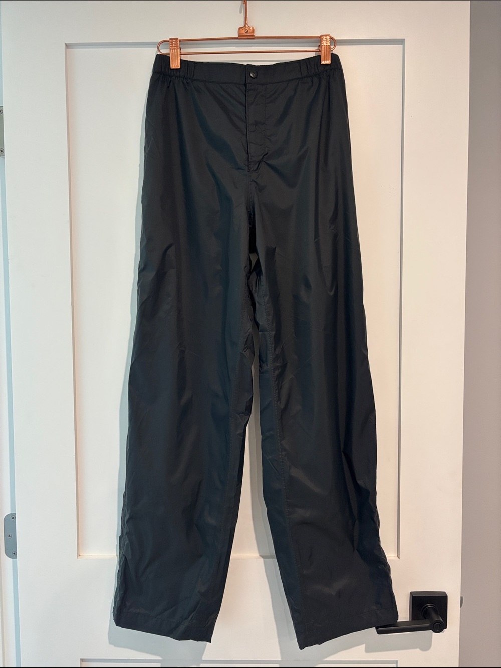 Columbia Women’s Black Windproof Jogger Pants